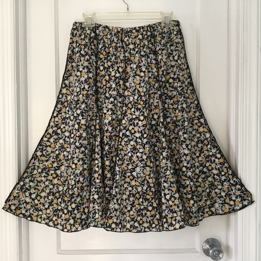 Christopher & Banks black floral lined skirt, size M, excellent condition